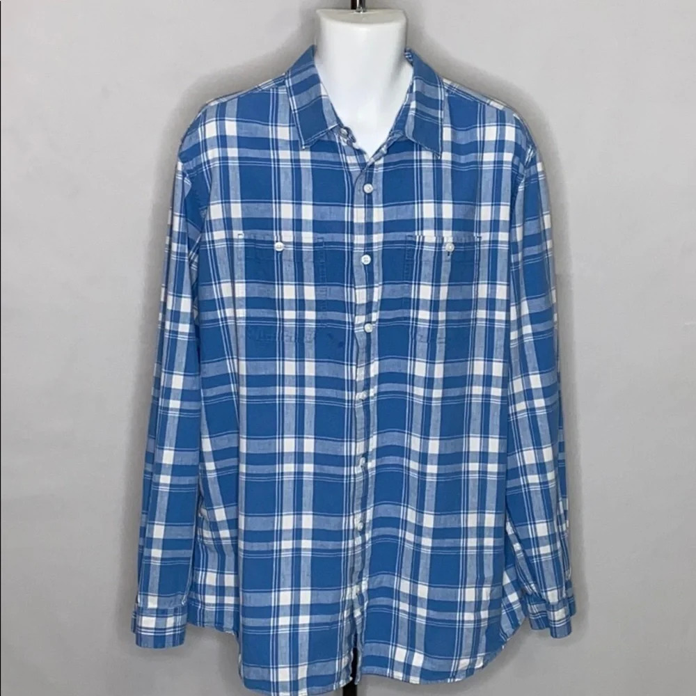 L.L. Bean Long Sleeve Button Linen Blend Shirt